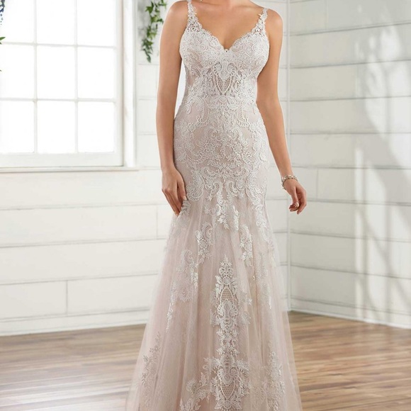 Essense of Australia Sexy Lace Boho Wedding Gown - Picture 2 of 4